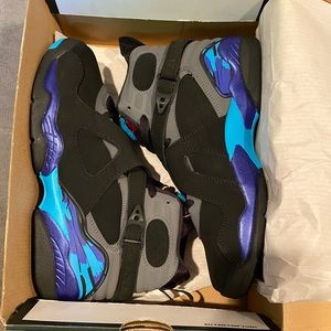Air Jordan 8 Retro BG